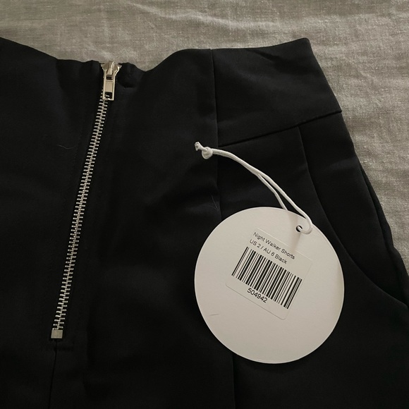 Princess Polly Night Walker shorts. Never been worn!! - Picture 2 of 5